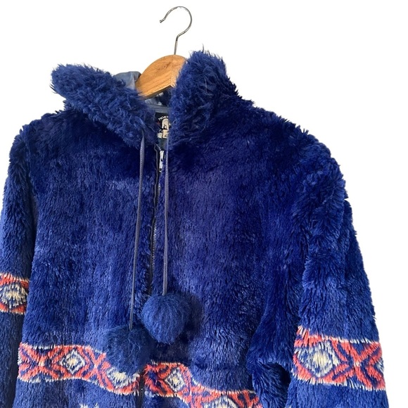 Vintage Northern Lifestyles Canada Fuzzy Reindeer Zip Front Hoody Jacket XS - Picture 15 of 16